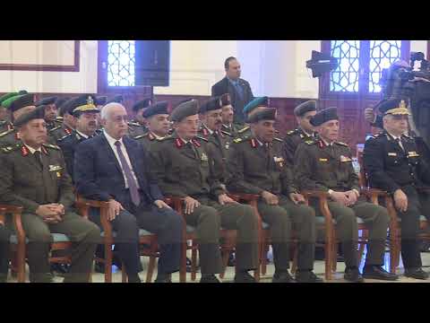الرئيس عبد الفتاح السيسى يؤدى صلاة الجمعة بمناسبة احتفالات مصر بذكرى يوم الشهيد والمحارب القديم