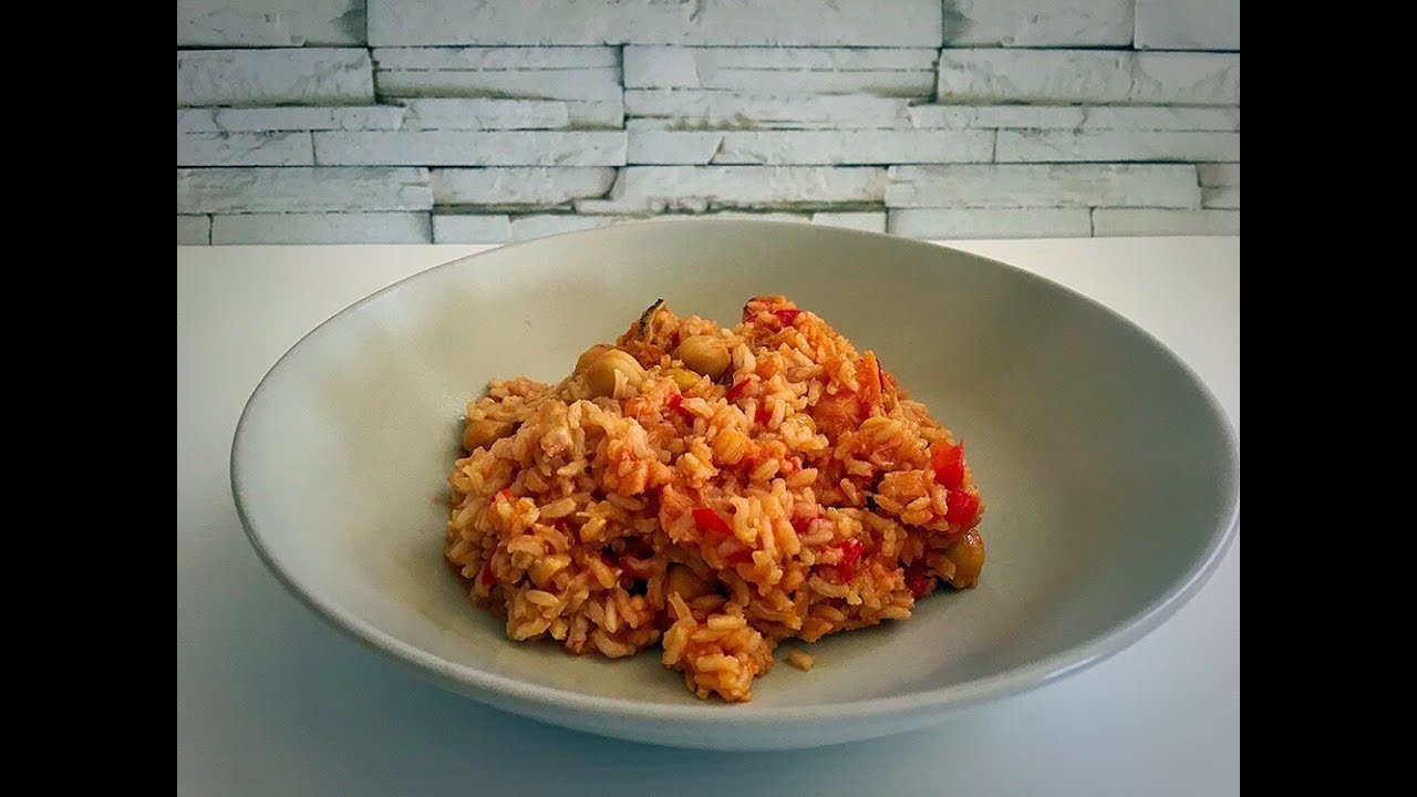 Arroz con garbanzos y bacalao