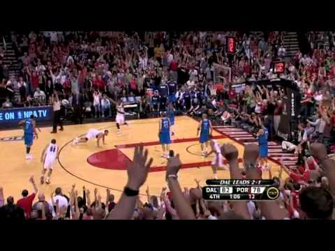 Play of the Day (04/23/2011): Brandon Roy's Amazing Clutch 4-Point Play vs. Mavericks