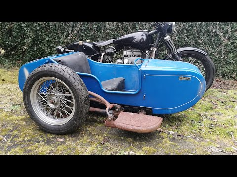 Thumbnail for Old School Beast: BMW R60/2 × BMW R100 × Harley Davidson × Ural Sidecar #hd #vintage #oldtimer #bmw by BMW R60/2