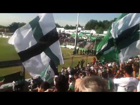 "recibimiento de nueva chicago vs el gallo de la federal" Barra: Los Pibes de Chicago • Club: Nueva Chicago