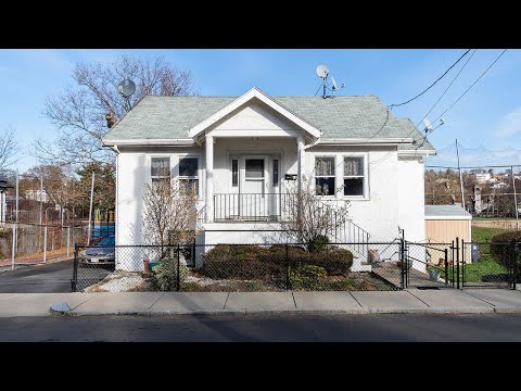 12 Springvale Avenue, Chelsea, MA 02150