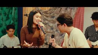 Download lagu Vanessa Zee feat. Juicy Luicy - Berkaca-kaca (Live Session) mp3