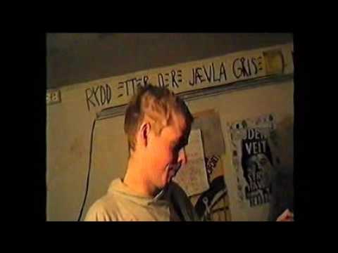 Suck my kiss - JUNK FOOD SOCIETY