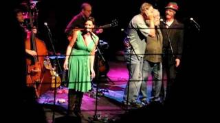 Jen Chapin sings Harry&#39;s I Wonder What Would Happen to this World