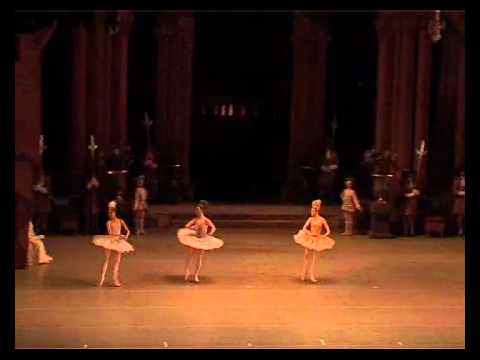 SLEEPING BEAUTY - PAS DE QUATRE