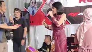 Download lagu ADE ASTRID TERBARU   PEUYEUM BANDUNG MEDLEY MOJANG PRIANGAN VIRALLLL 360p mp3 Download lagu ADE ASTRID TERBARU   PEUYEUM BANDUNG MEDLEY MOJANG PRIANGAN VIRALLLL 360p mp3