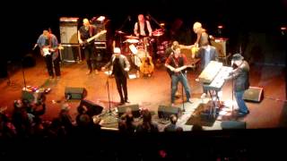 Graham Parker And The Rumour Boston 12/6/2012 Soul Shoes.MPG