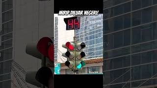Download lagu VIBES LAMPU MERAH 🚦 DILUAR NEGERI? #trafficlight #lampumerah #lampulalulintas #apill #dishub #atcs mp3