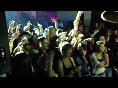 R'n'B WORLD CAMP Mr Missh & Rhino Hallgass a Szívedre Club