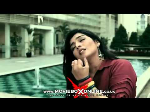 NA RUSDI [OFFICIAL VIDEO] - RUPINDER HANDA - LOVING WAVES - YouTube_4