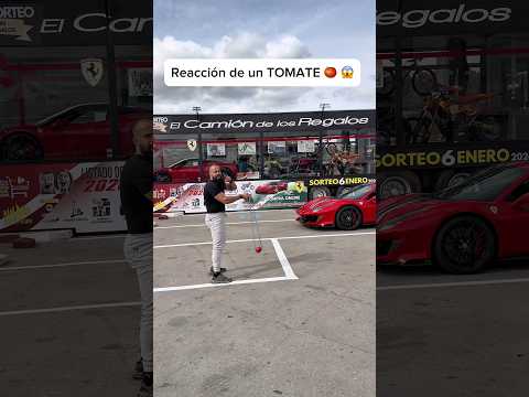 El Ferrari no vio el TOMATE 🍅 😱