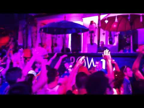 RAUL MEZCOLANZA @ ElRow 02-09-2012