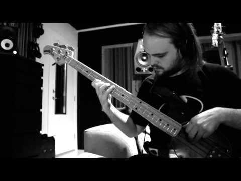 Zhrine - The Making of Unortheta - Bass