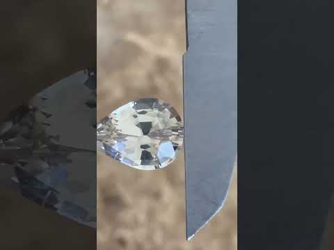 Gemstone cut by muntas topaz and rubi