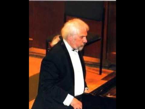 MIKHAIL OLENEV plays DEBUSSY "Masques"