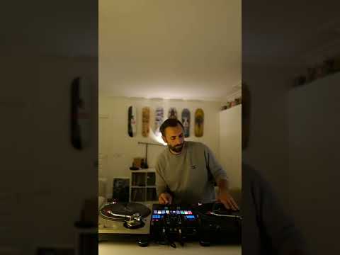 MOS DEF MISS FAT BOOTY sample breakdown (PROD AYATOLLAH)