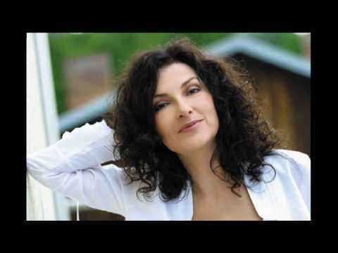 Beáta Dubasová - Kým pri nás láska spáva - Brunno Oravec remix