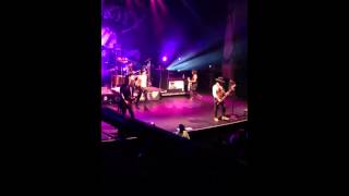 Buckcherry - Out Of Line