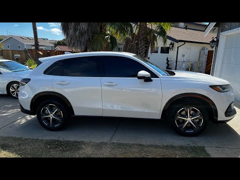 2023 Honda HR-V EX-L AWD (Gloss Black Emblem Kit)