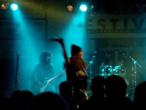 Black Rosie - T.N.T.