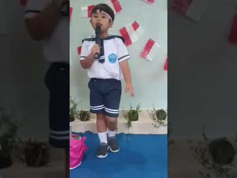 Putu Adhyatsa Putra Diana KLP. B .3,Lomba Bernyanyi