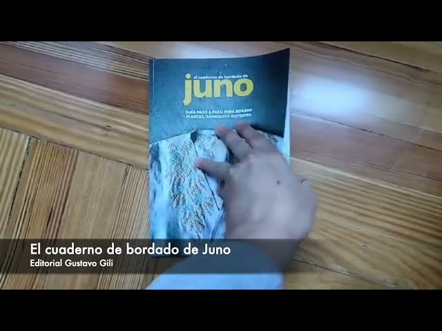 Vídeo relacionado con El cuaderno de bordado de Juno: Guia paso a paso para bordar plantas, animales e historias (BORDADO Y PUNTO DE CRUZ)