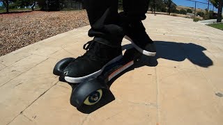 THREE WHEELED RAZOR SOLE SKATE