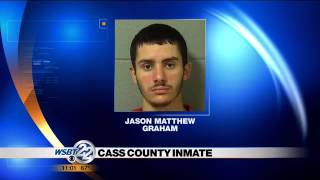 Cass County police seek inmate who walked away