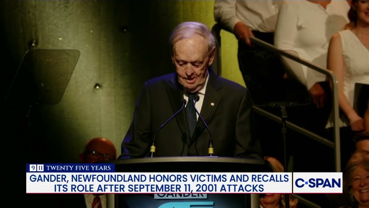 Former Canadian PM Chrétien warns U.S.: 'Never mistake our generosity for weakness'