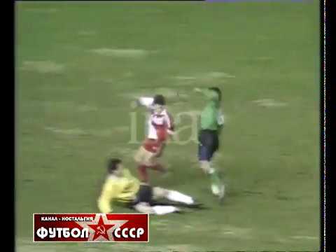 1990 AC Monaco (France) - Torpedo (Moscow) 1-2 UEFA Cup, 1/8 final, 2nd match