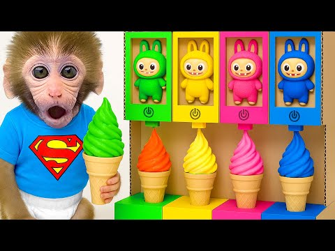 Affe Bonbon verkauft buntes Eis und schwimmt in einem Sommerpool auf dem Anwesen - HT Tierwelt