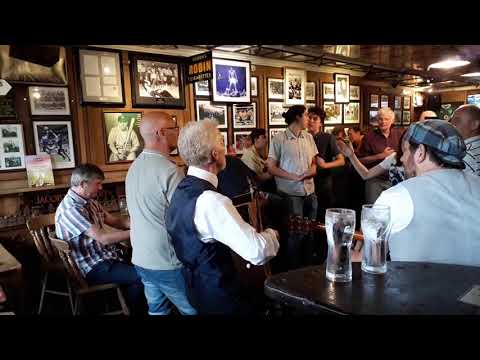 Pub irlandês Kilkenny...2019