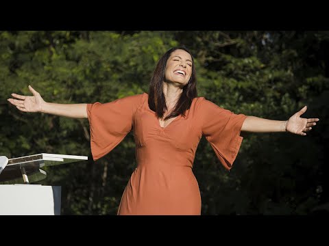 @CintiaAlvesOficial  - ME RENDO A TI