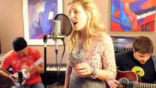 Lynzie Kent - Old Toy Trains- Acoustic Christmas Cover- Roger Miller