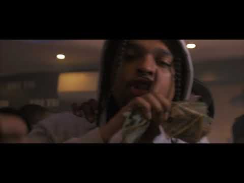 D Munna 1Hunna  - Look At Me Now (Official Video)