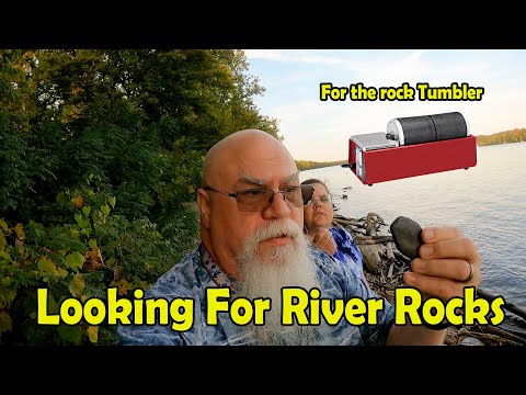 Rock Hunting at the Ohio River