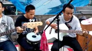 Download lagu Shoes Squad  simpan saja cover superglad mp3