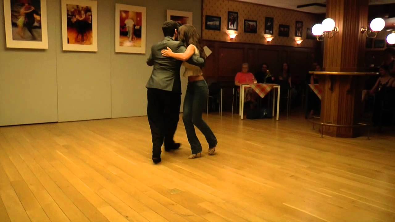 Veronica Vazquez & Alejandro Beron in MOOOV (2) "Que Tiempo Aquel"F.Lomuto