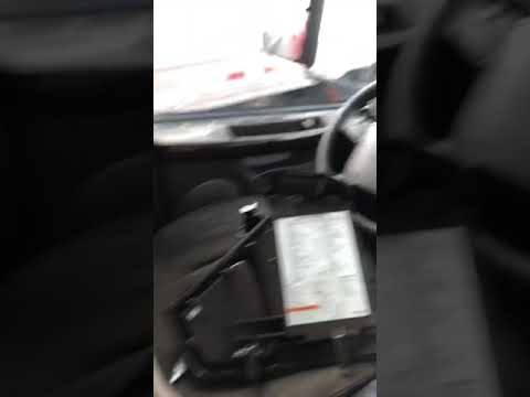 Volvo Truck bunk bed no lights/no AC?