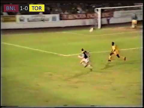 06-03-1990 Burnley v Torquay United