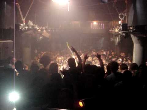 TROLLEY SNATCHA FT THE ARTIST ENVY- DUB-STEP-DUB-STEP LIVE @ SUBSPLASH BRIGHTON