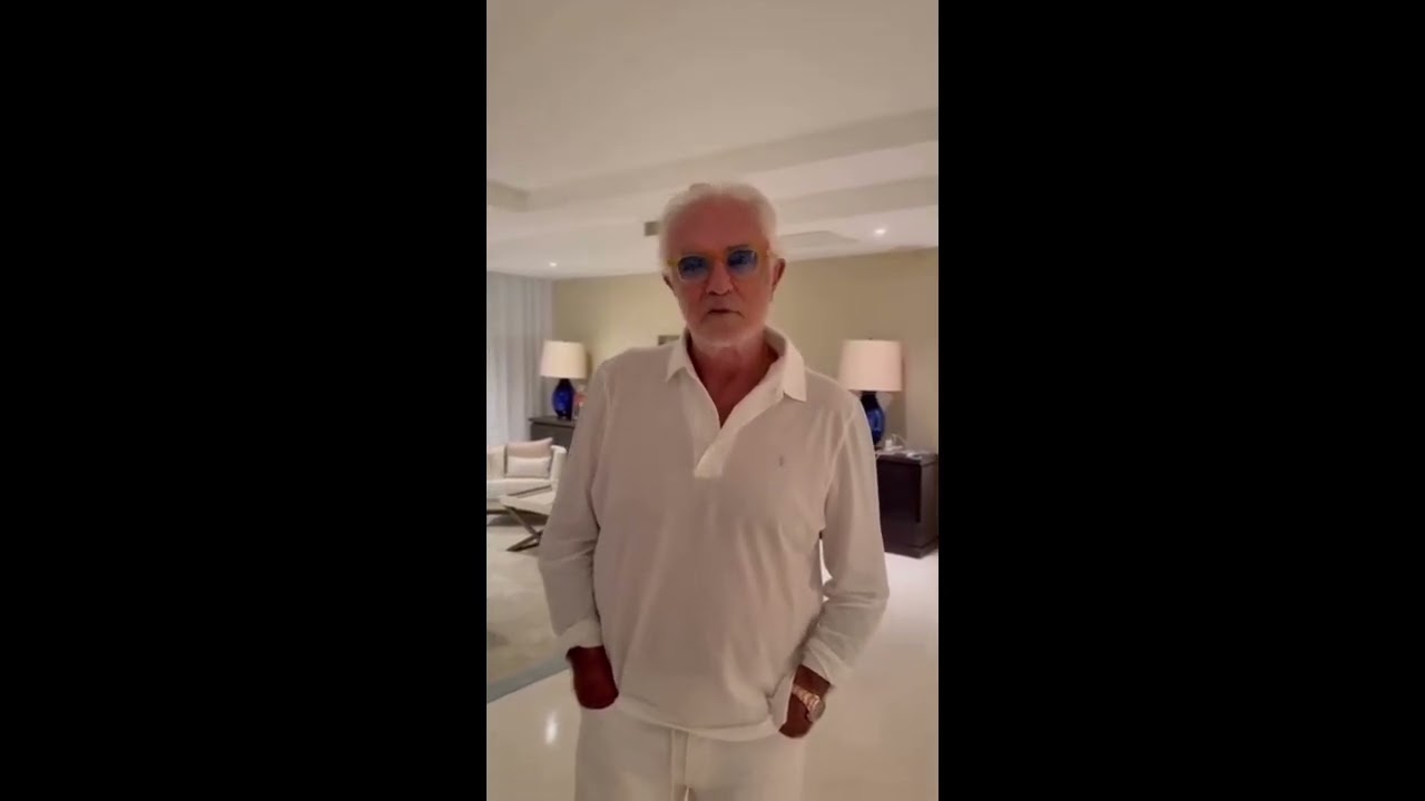 GLI AUGURI DI FLAVIO BRIATORE PER IL NUOVO ANNO