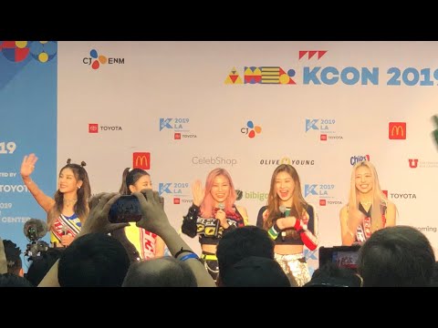 ITZY Artist Engagement + Hi-Touch @ KCON Los Angeles 2019