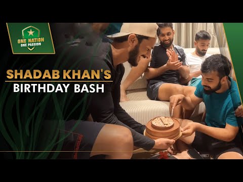 Teammates ✅ Cake ✅ Surprise ✅ | Shadab Khan's Birthday Bash 🎉| PCB | MA2A