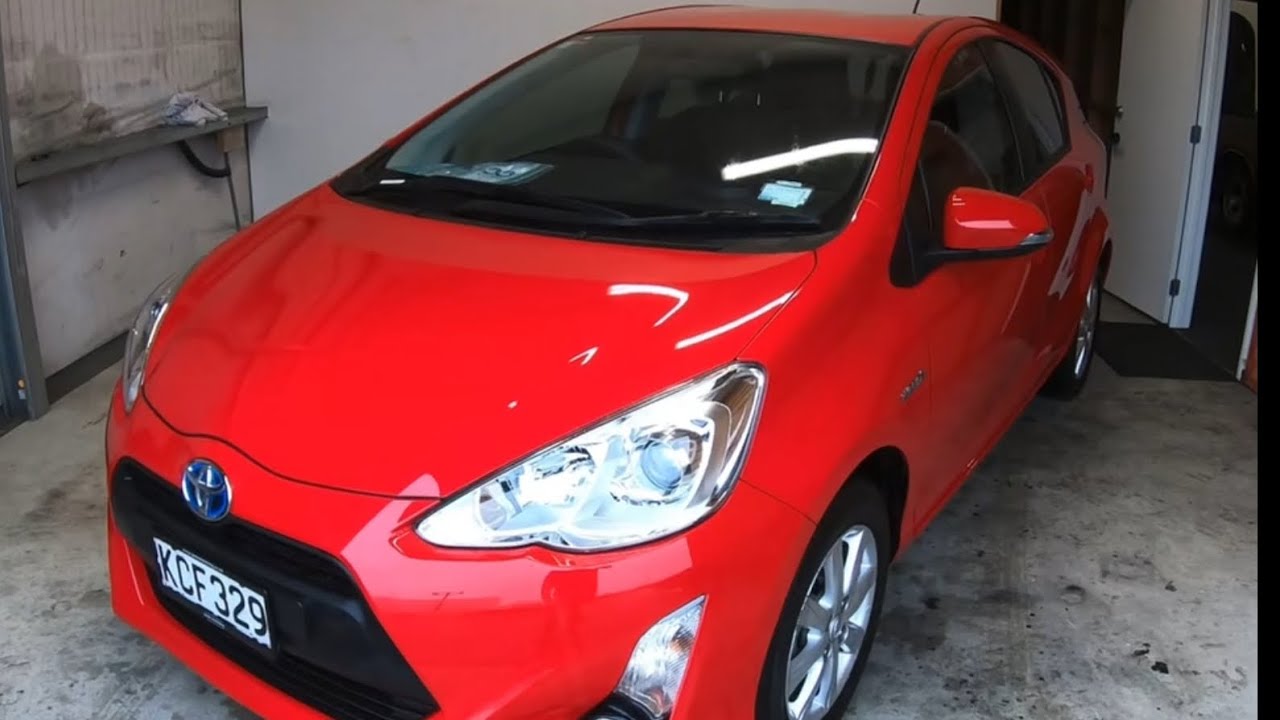 2016 Toyota Prius C SX NZ New Hybrid | Review
