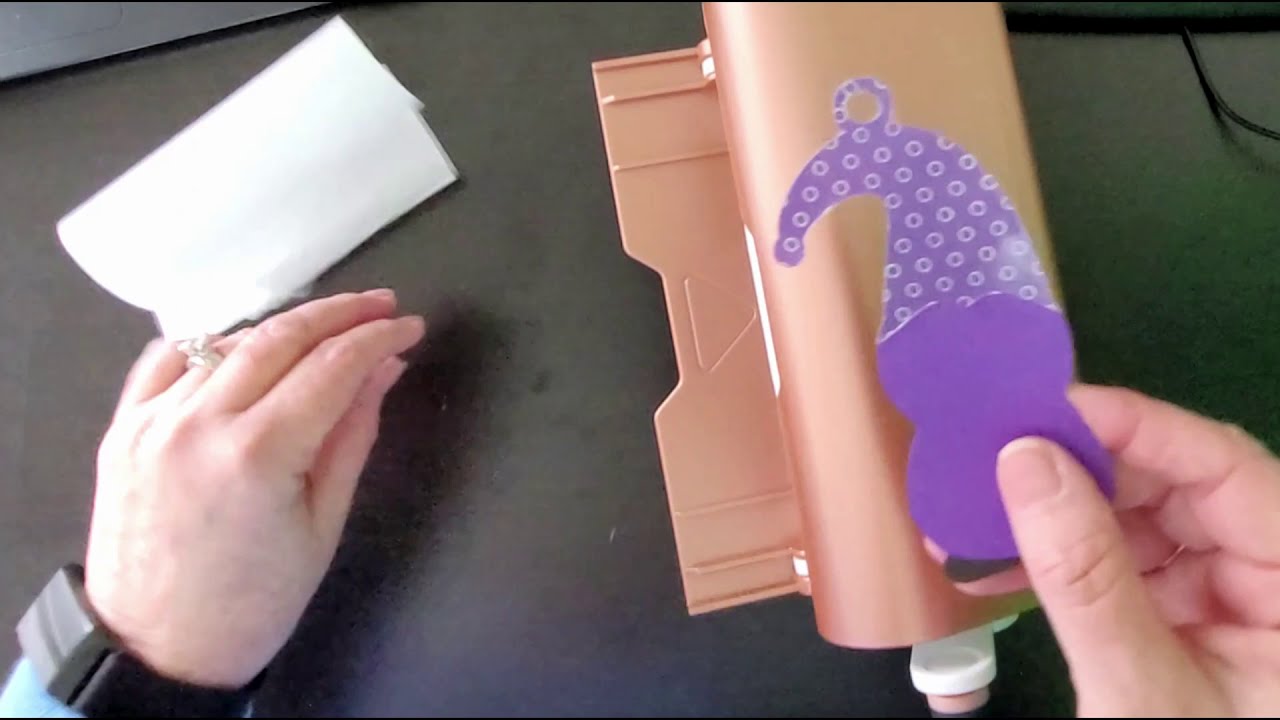 How to Use the Xyron Creative Station