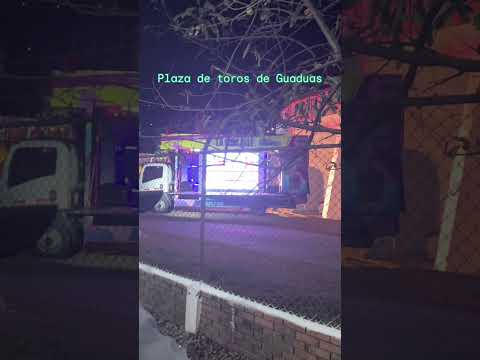 HENRYGUSTAVO EN PLAZA DE FERIAS EN GUADUAS#retro #nostalgia #luna #eclipse #elpueblo tierra caliente