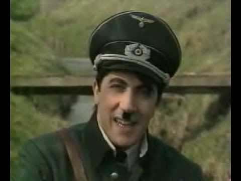 Acrematan Express - Alain Chabat/Hitler