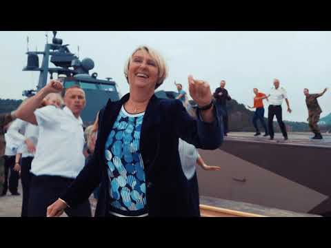 Forsvarsmateriell danser BlimE-dansen 2021